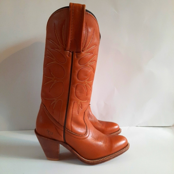 women's vintage frye cowboy boots